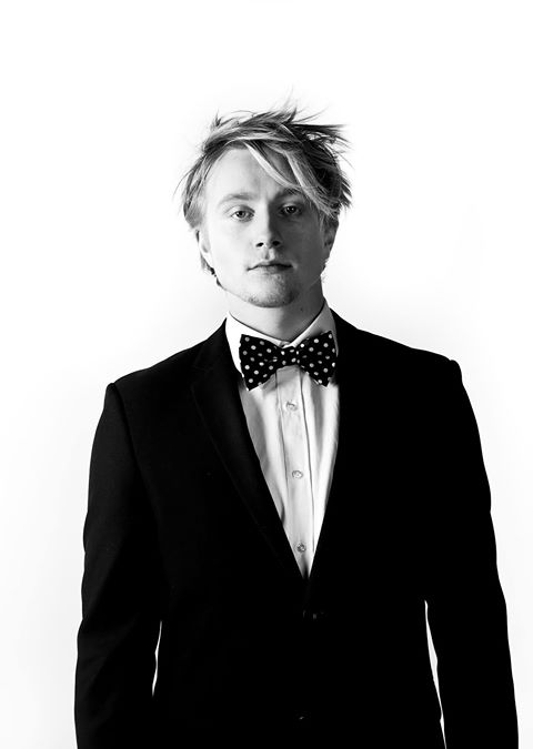 Aron Hannes Emilsson IS 2